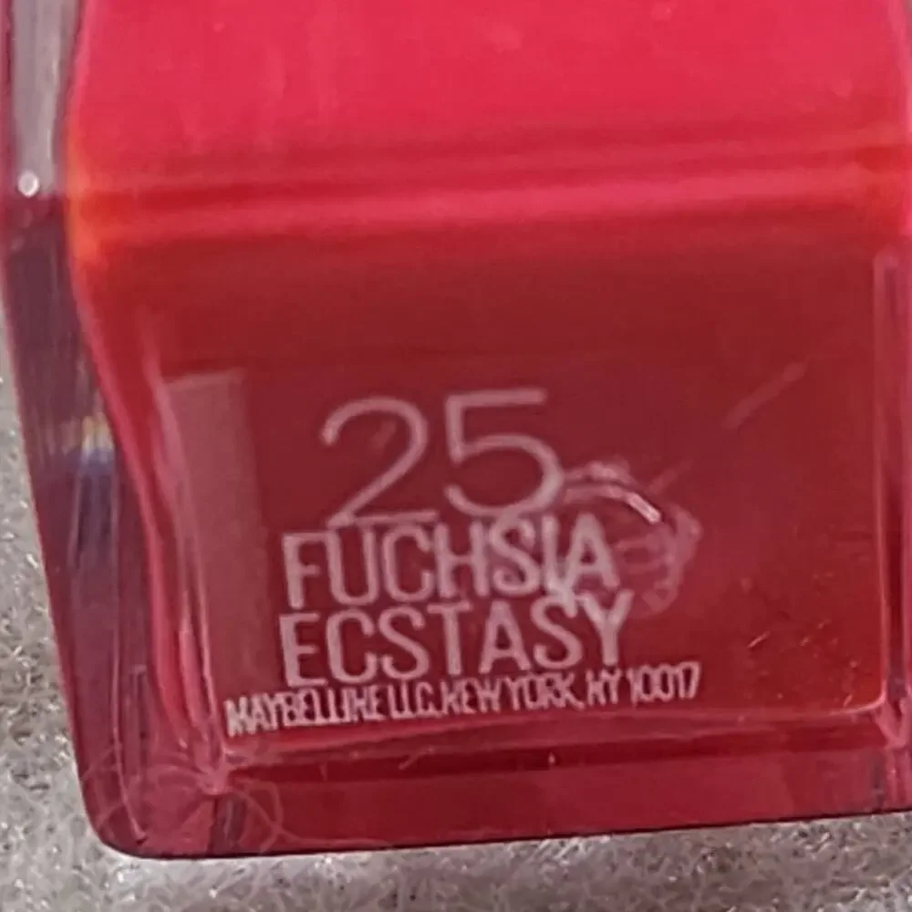 25 FUSCHIA ECSTASY X2 Vivid Matte Liquid Color Sensational Maybelline New York